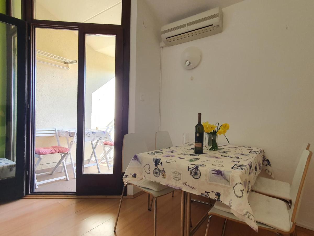 Janja Apartment Novigrad Istria Buitenkant foto
